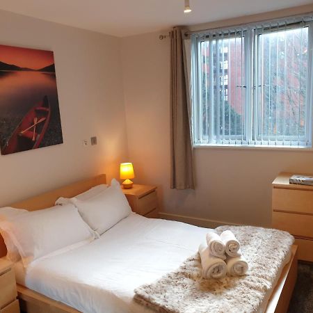 Birmingham Emerald, 2 Bedroom Apartment Eksteriør bilde