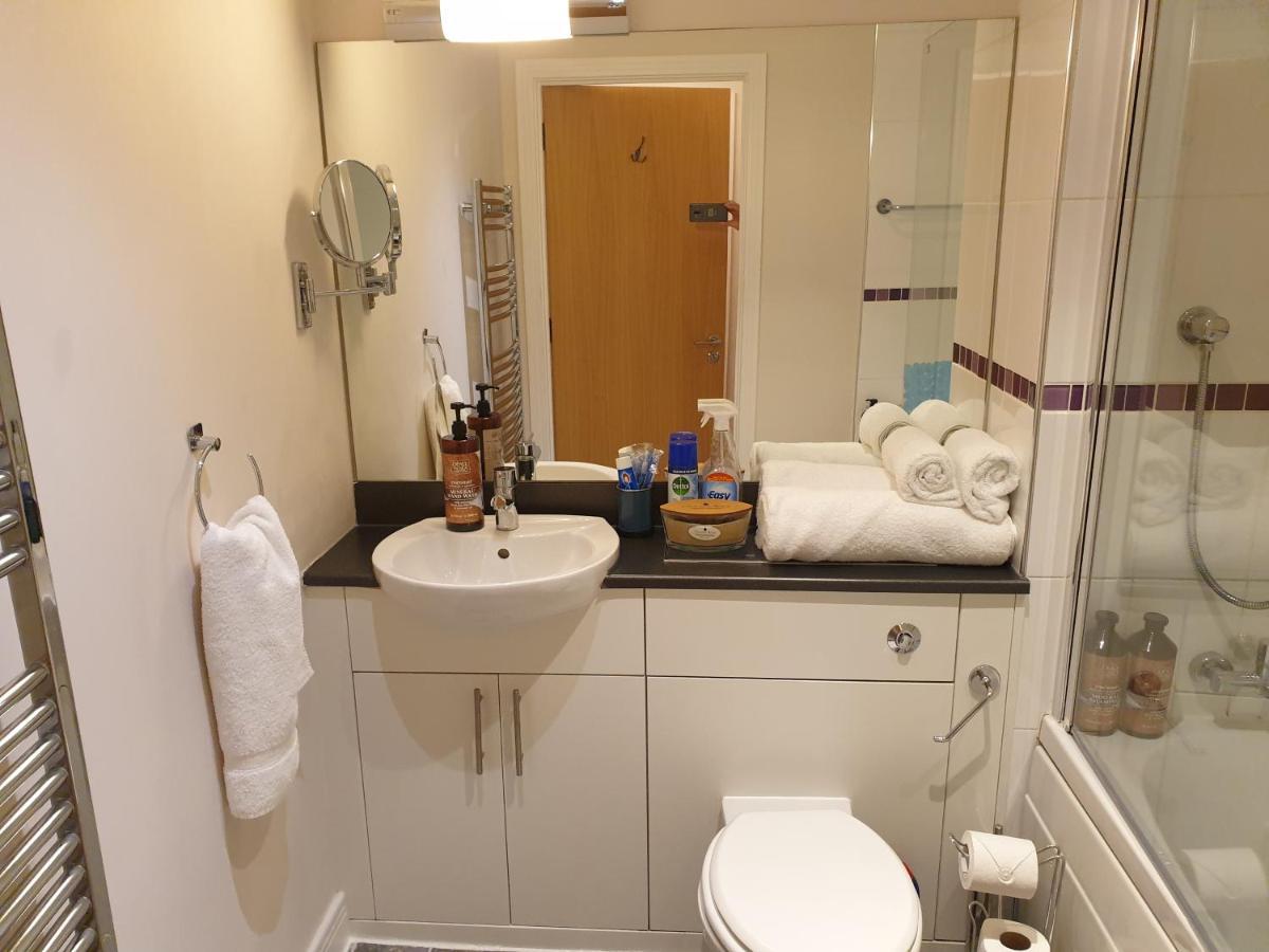 Birmingham Emerald, 2 Bedroom Apartment Eksteriør bilde